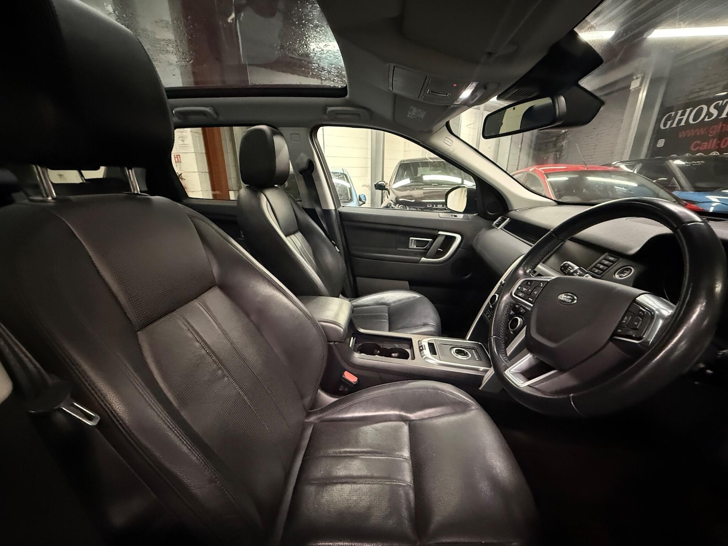 Used Land Rover Discovery Sport 2017 for sale - 76752439: Photo 9