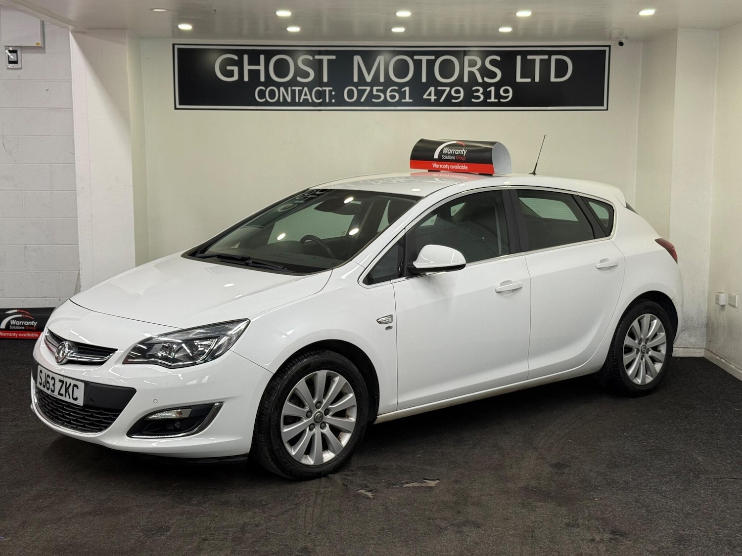 Used Vauxhall Astra 2013 for sale - 77738294: Photo 1
