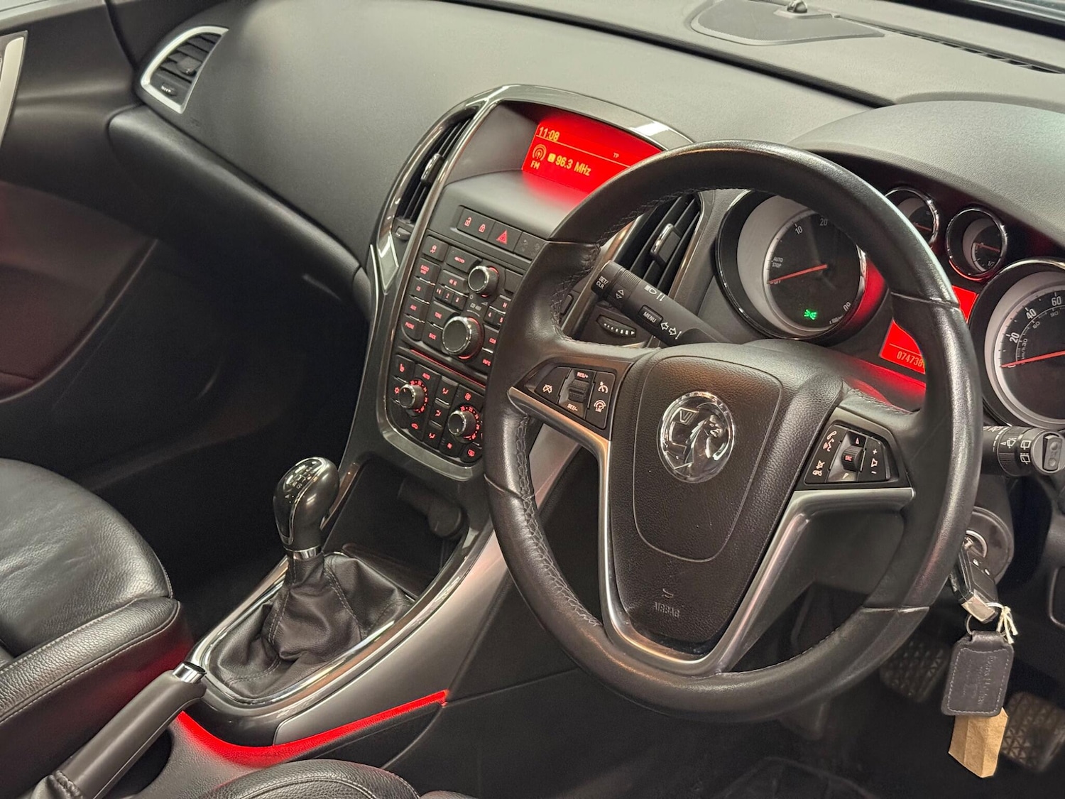 Used Vauxhall Astra 2013 for sale - 77738294: Photo 12