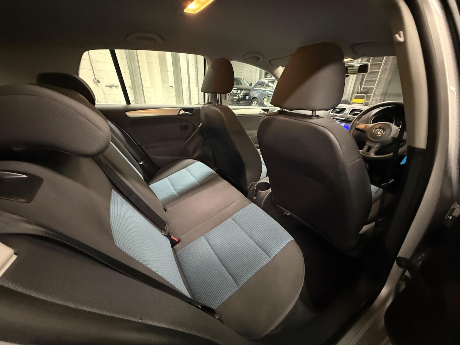 Used Volkswagen Golf 2012 for sale - 77230381: Photo 8