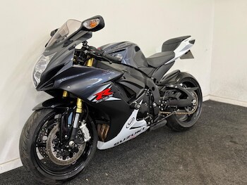 Used Suzuki GSX-R 2015 for sale - bike-78636383: Photo