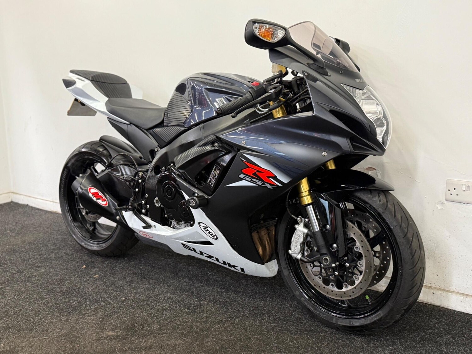 Used Suzuki GSX-R 2015 for sale - 78636383: Photo 9