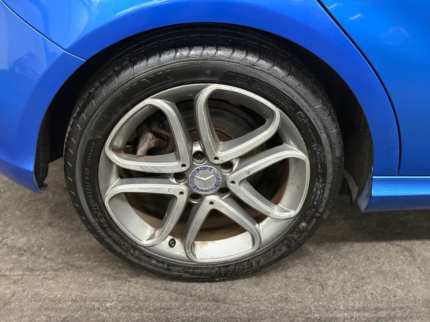 Used Mercedes-Benz A-Class 2014 for sale - 76457735: Photo 7