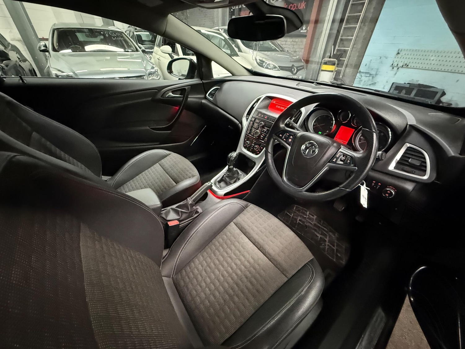 Used Vauxhall Astra GTC 2014 for sale - 77574175: Photo 8