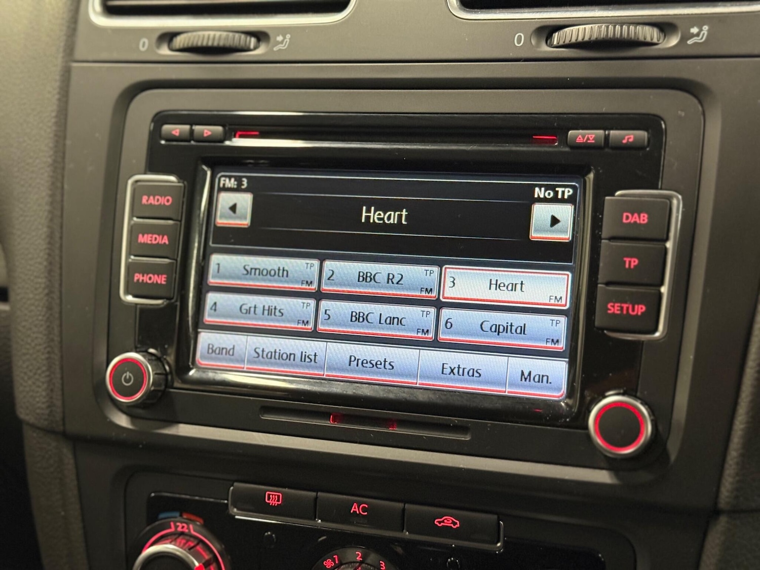 Used Volkswagen Golf 2010 for sale - 77611607: Photo 13