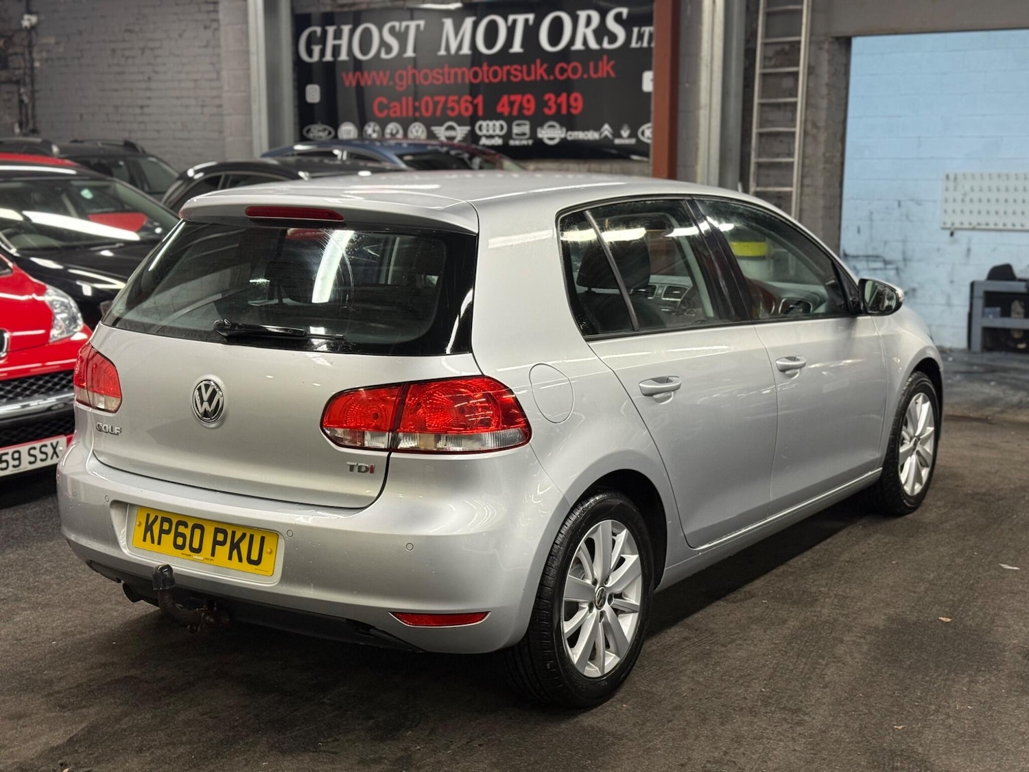 Used Volkswagen Golf 2010 for sale - 77611607: Photo 4