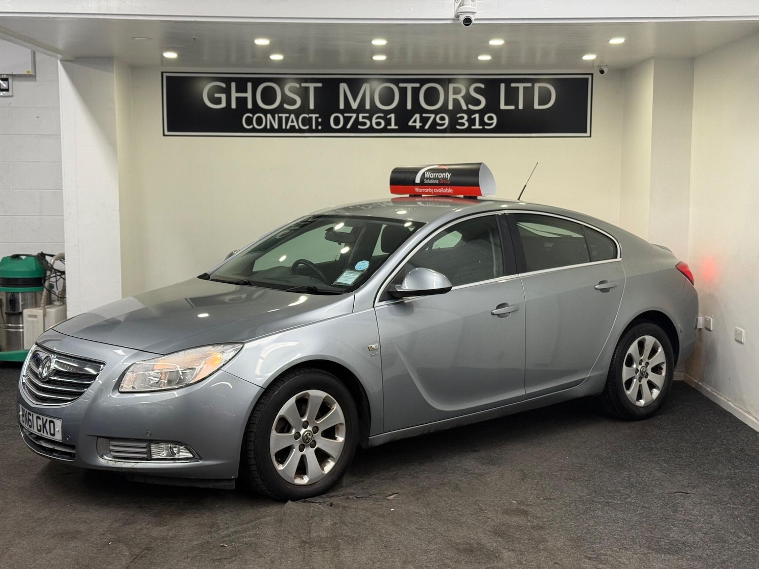 Used Vauxhall Insignia 2011 for sale - 76657353: Photo 1