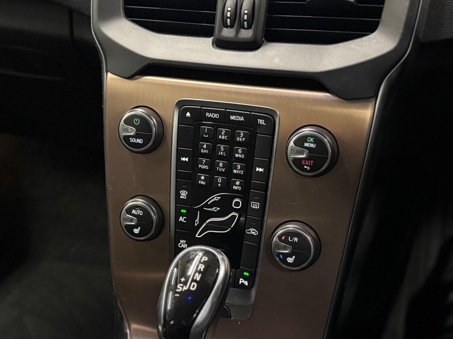 Used Volvo V40 Cross Country for sale - 78116538: Photo 16