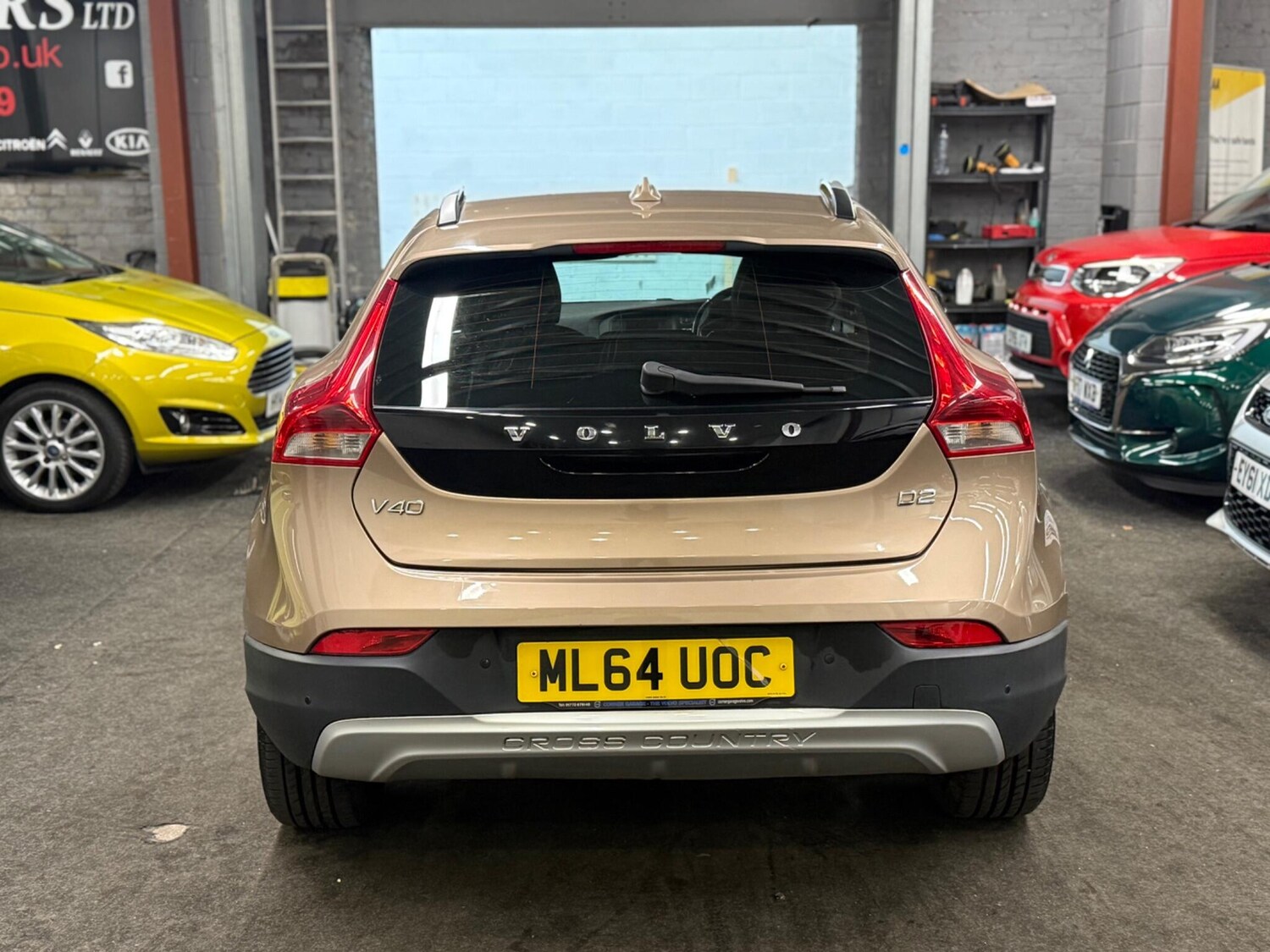 Used Volvo V40 Cross Country for sale - 78116538: Photo 7