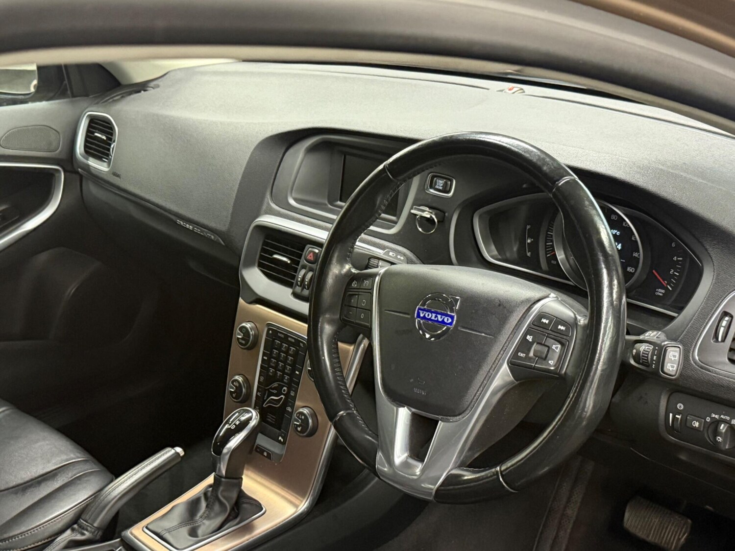 Used Volvo V40 Cross Country for sale - 78116538: Photo 8