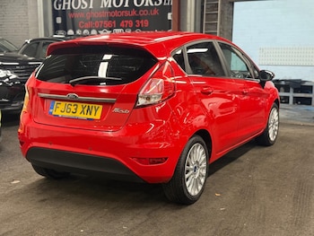 Used Ford Fiesta 2013 for sale - 76433000: Photo