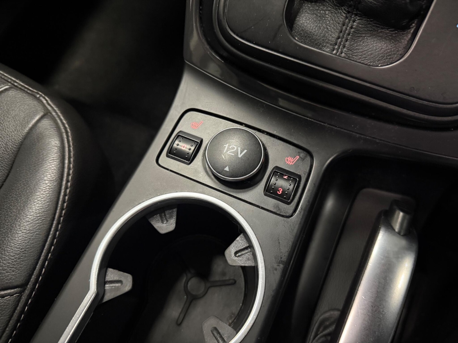 Used Ford Kuga 2014 for sale - 76926987: Photo 13