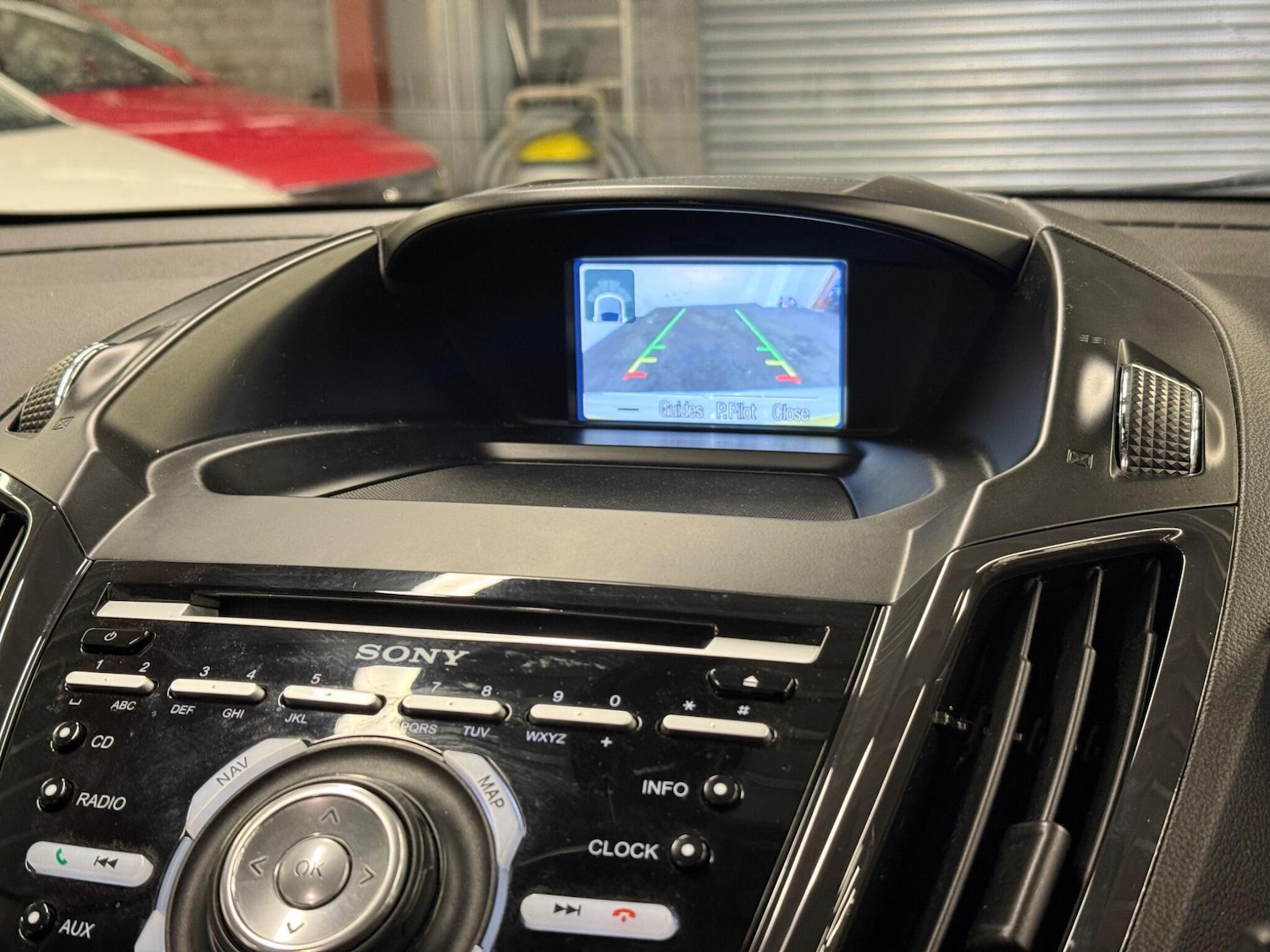 Used Ford Kuga 2014 for sale - 76926987: Photo 14