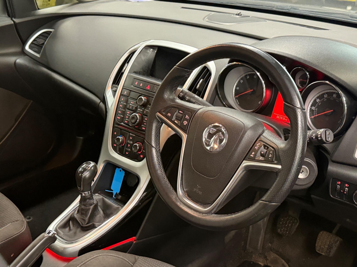 Used Vauxhall Astra 2015 for sale - 78072577: Photo 10