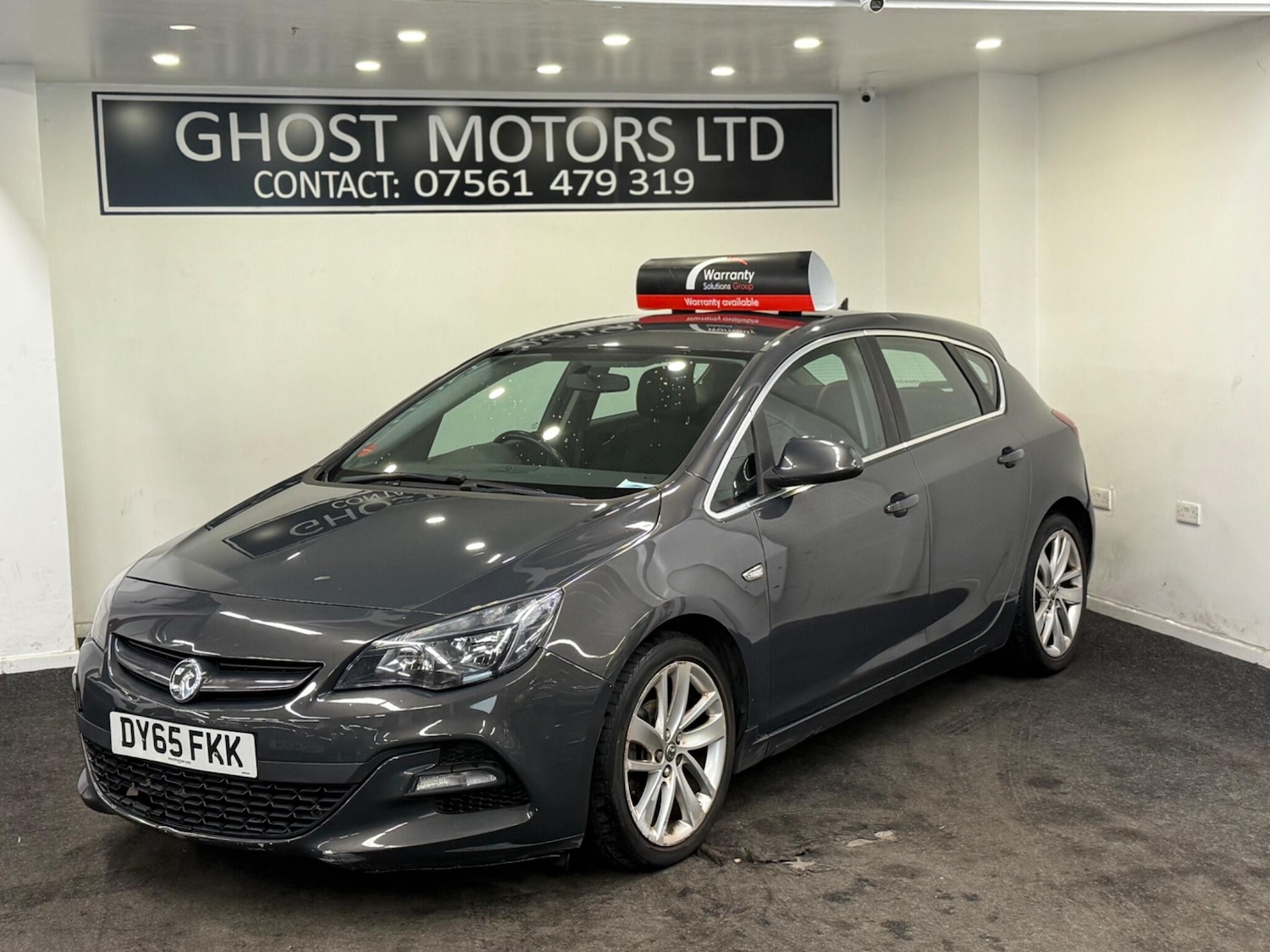 Used Vauxhall Astra 2015 for sale - 78072577: Photo 2