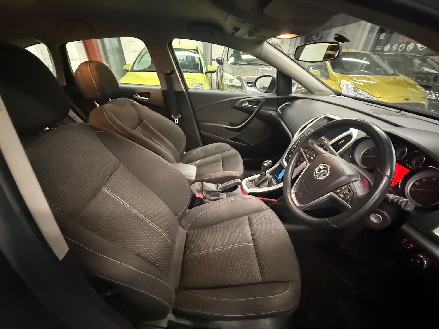 Used Vauxhall Astra 2015 for sale - 78072577: Photo 9