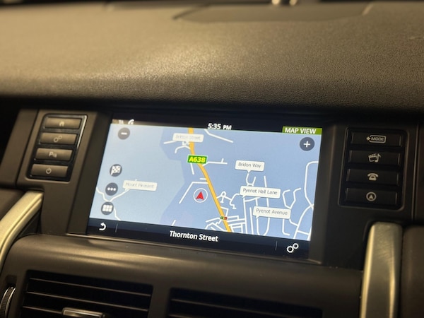 Used Land Rover Discovery Sport 2018 for sale - 76060777: Photo 13