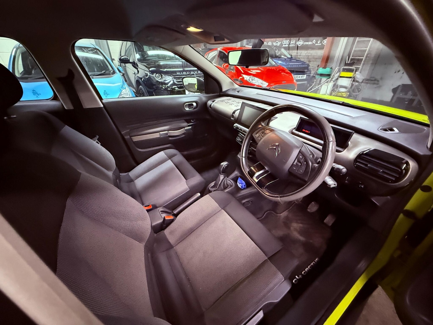 Used Citroen C4 Cactus 2014 for sale - 76607632: Photo 8