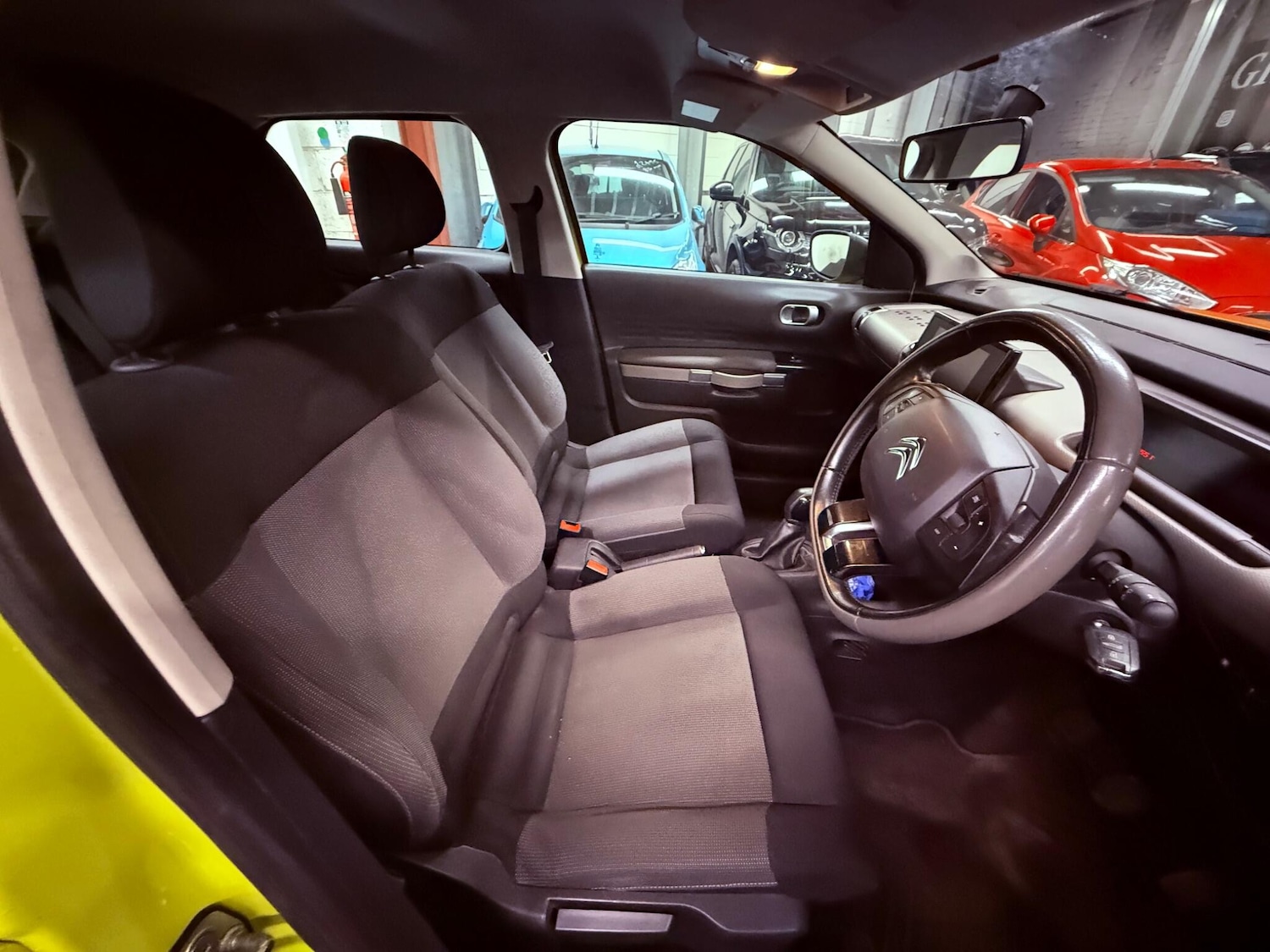 Used Citroen C4 Cactus 2014 for sale - 76607632: Photo 9