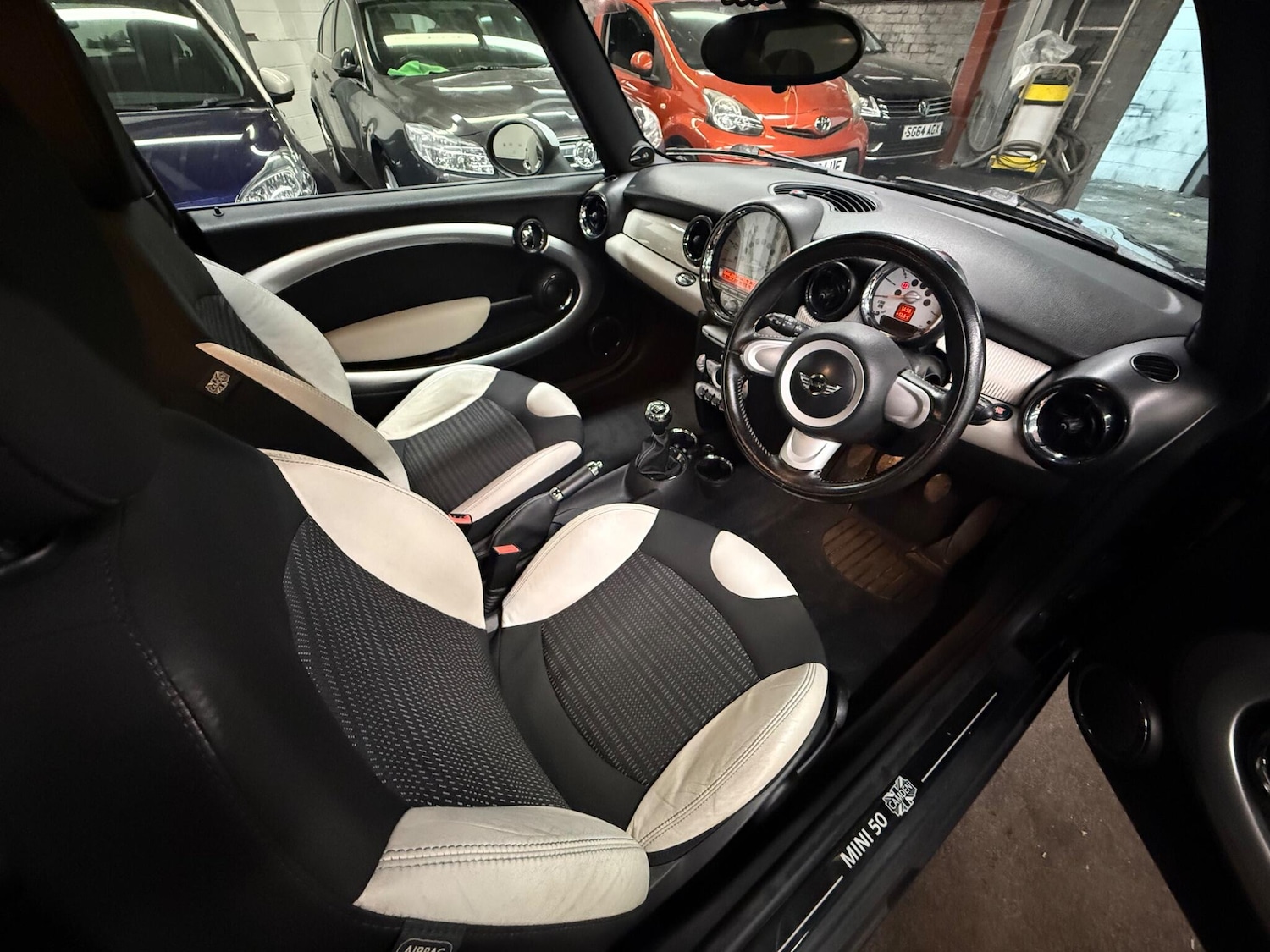 Used MINI Hatch 2009 for sale - 77853521: Photo 8