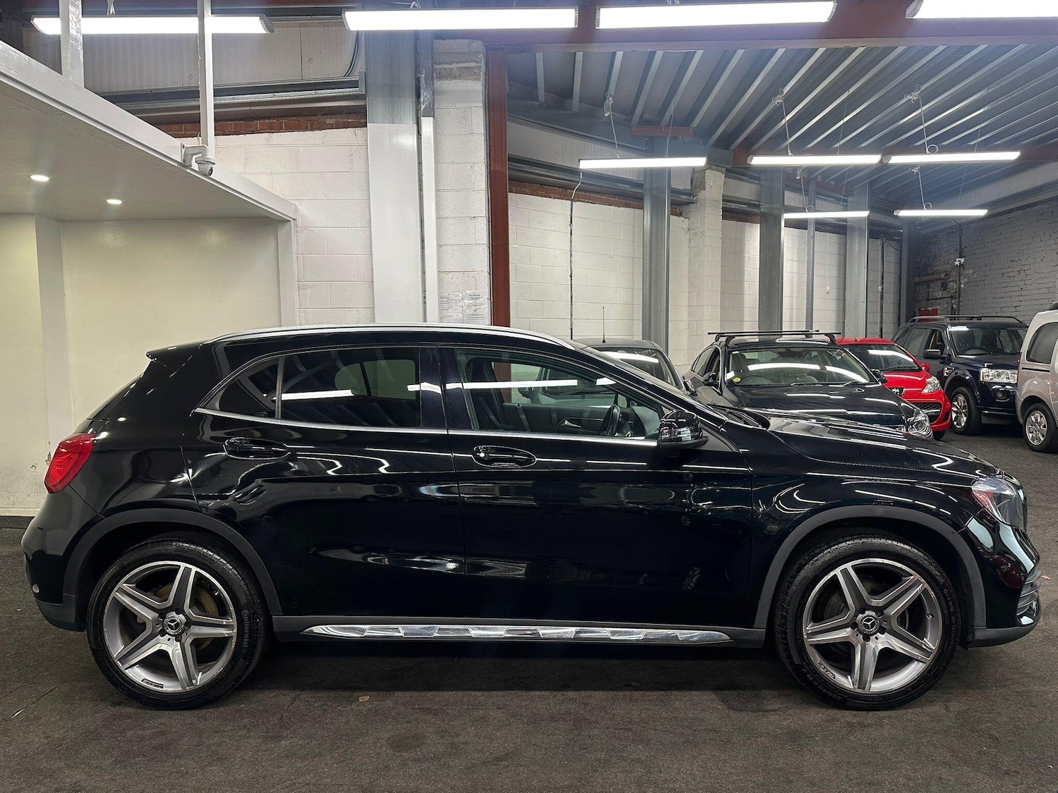 Used Mercedes-Benz GLA 2019 for sale - 76024730: Photo 4