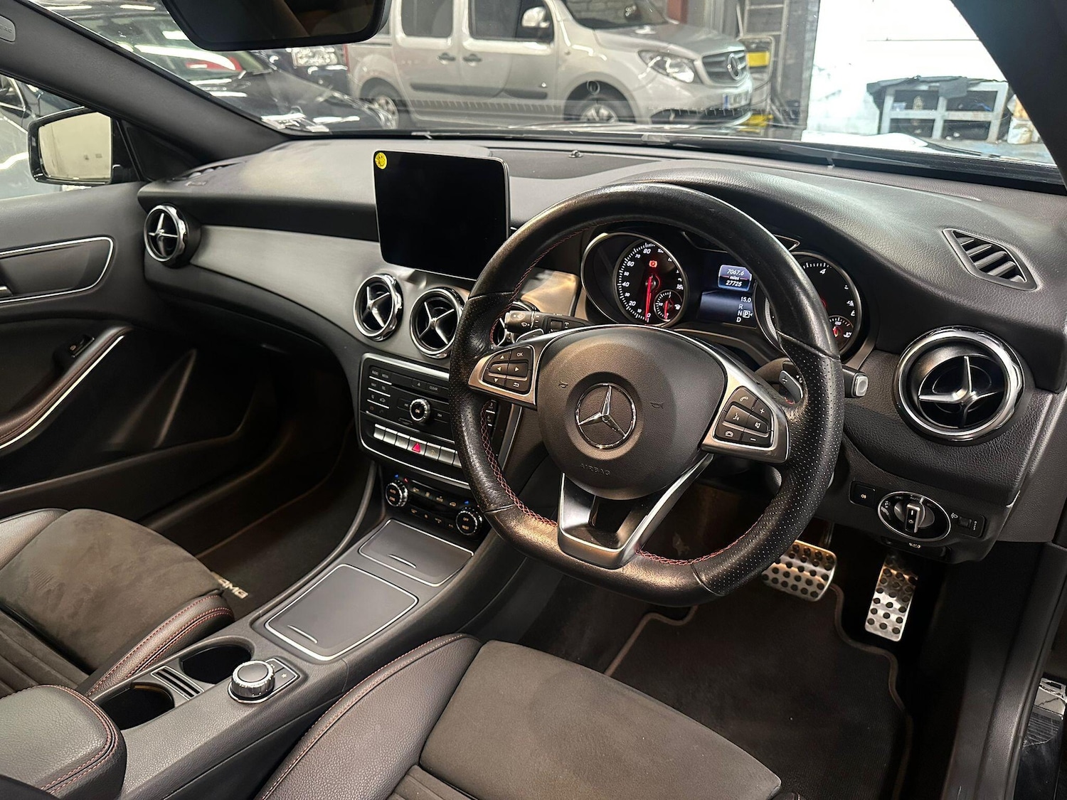 Used Mercedes-Benz GLA 2019 for sale - 76024730: Photo 9