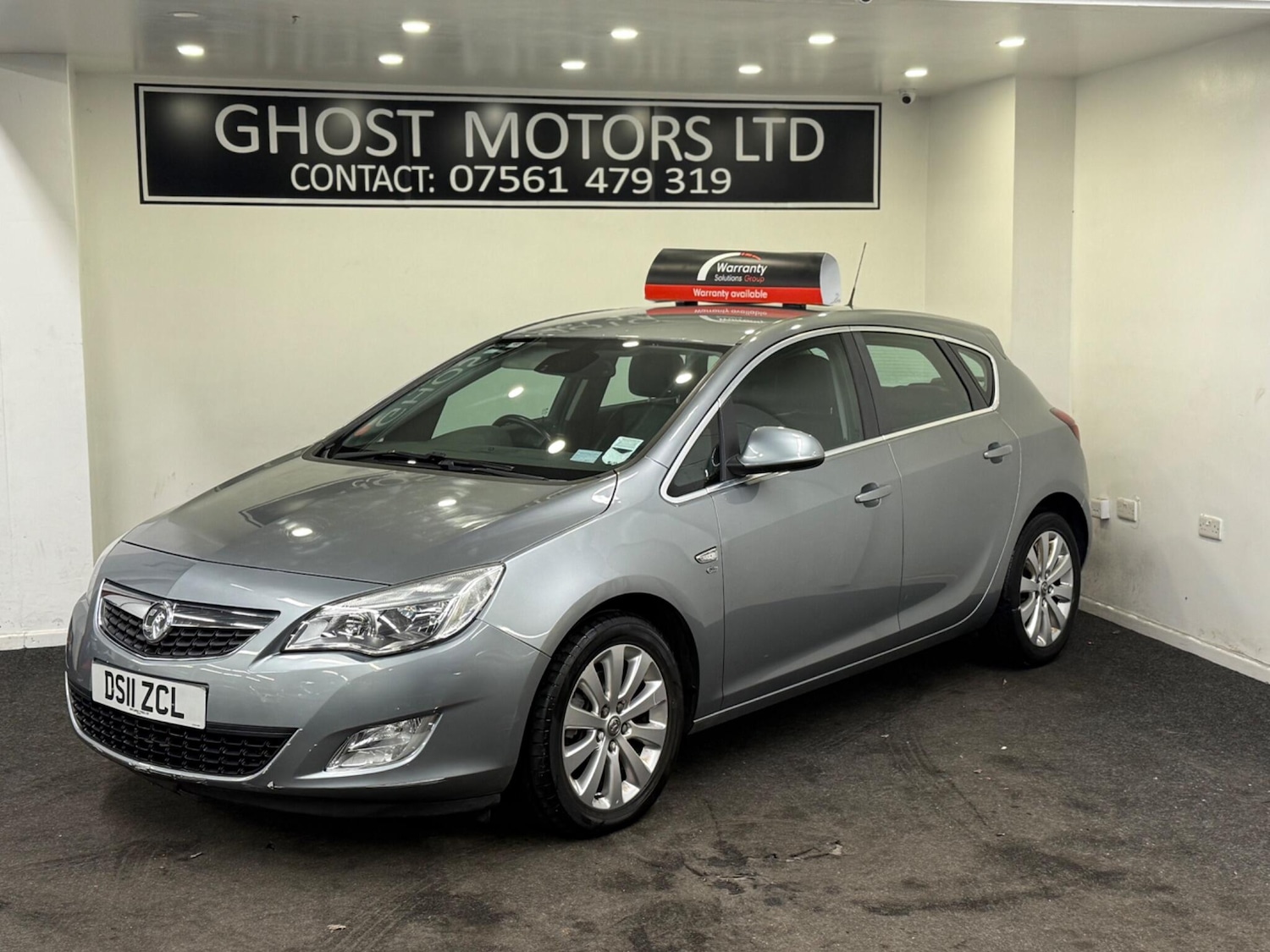 Used Vauxhall Astra 2011 for sale - 77091456: Photo 2