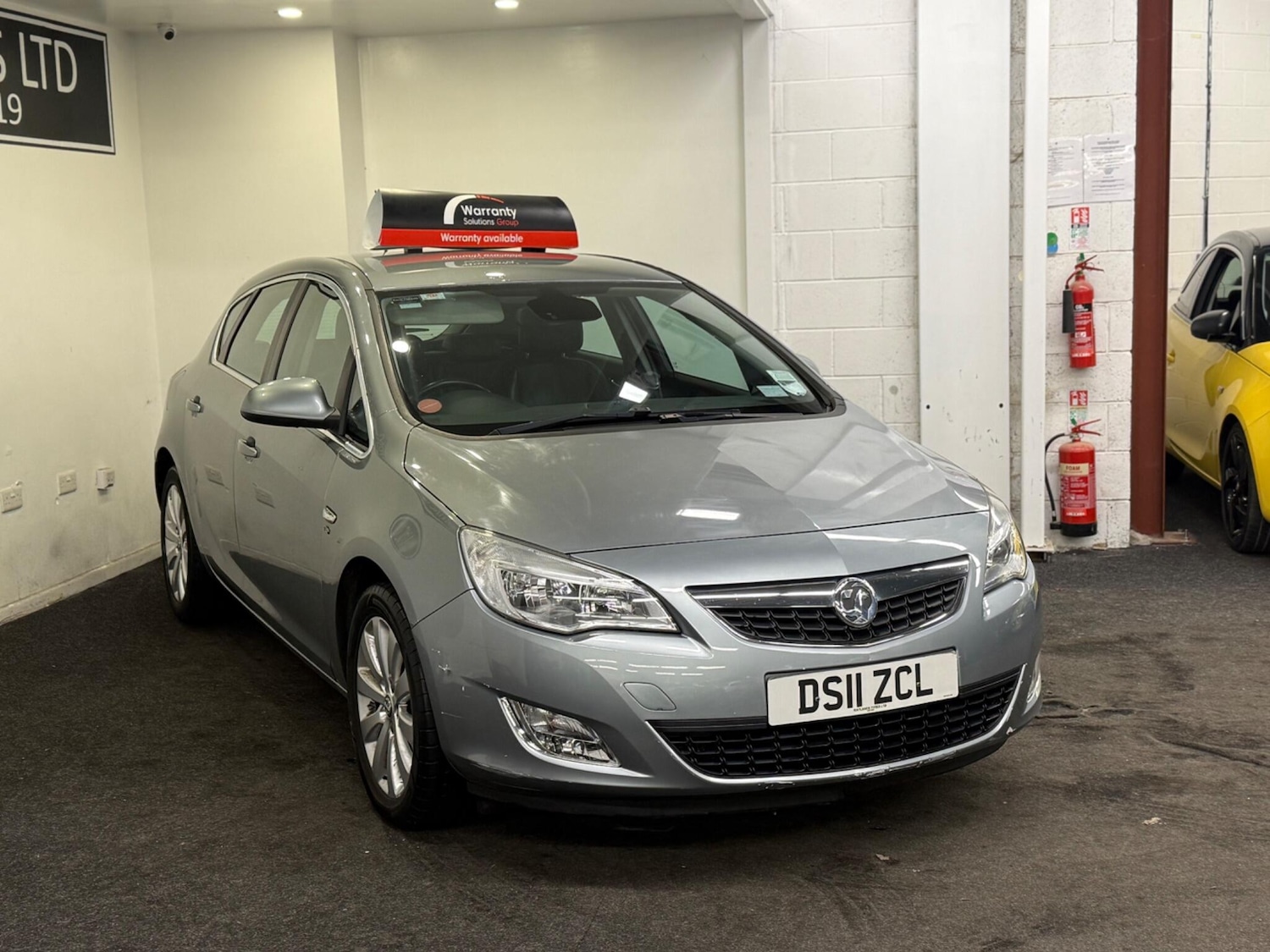 Used Vauxhall Astra 2011 for sale - 77091456: Photo 3