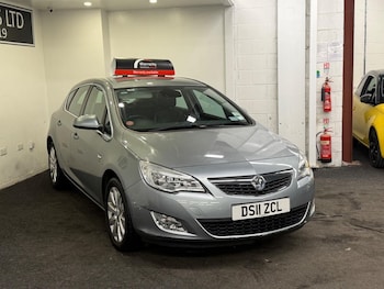 Used Vauxhall Astra 2011 for sale - 77091456: Photo