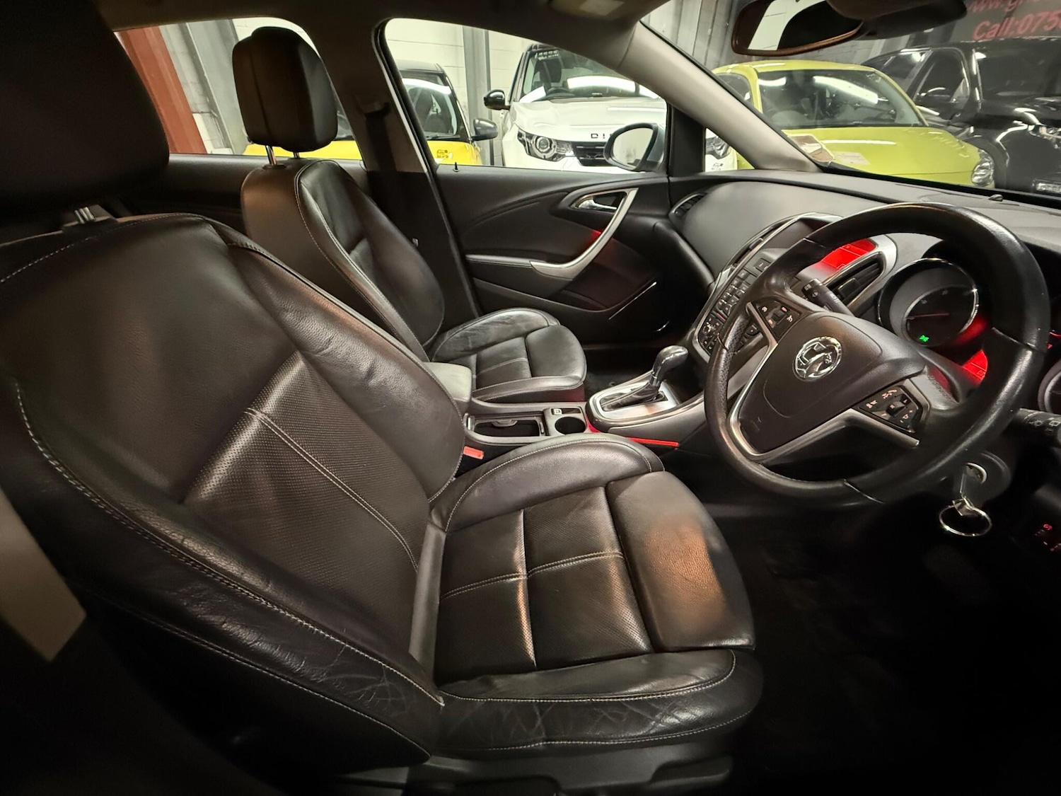 Used Vauxhall Astra 2011 for sale - 77091456: Photo 9