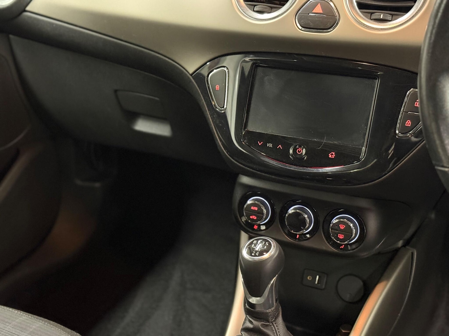 Used Vauxhall ADAM for sale - 78136065: Photo 14