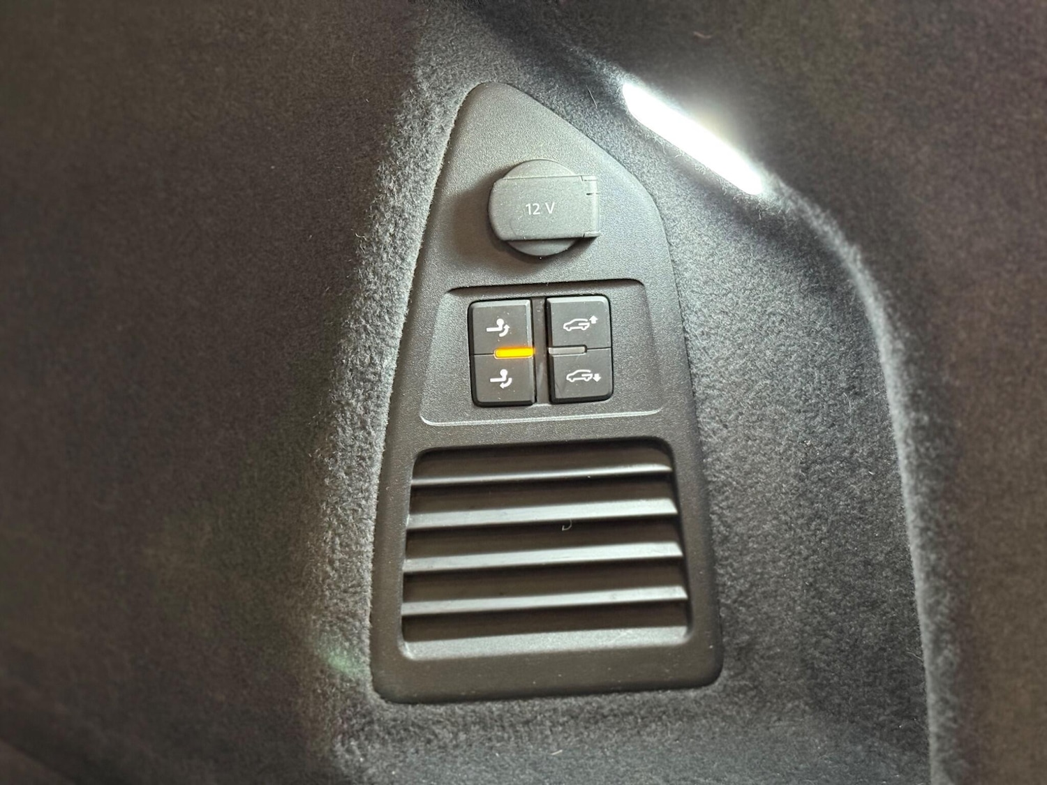 Used Volkswagen Touareg 2018 for sale - 78019961: Photo 12