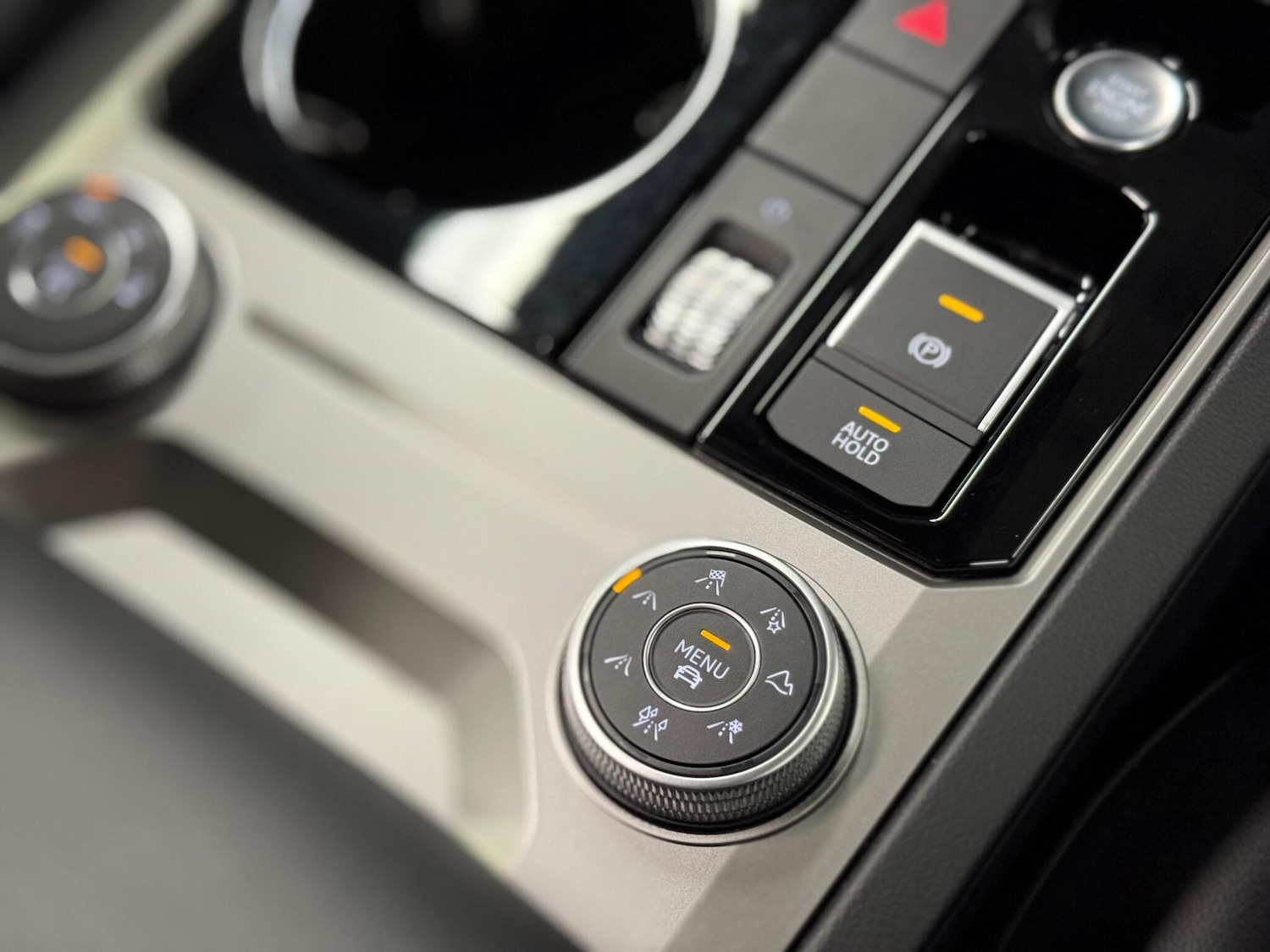 Used Volkswagen Touareg 2018 for sale - 78019961: Photo 22