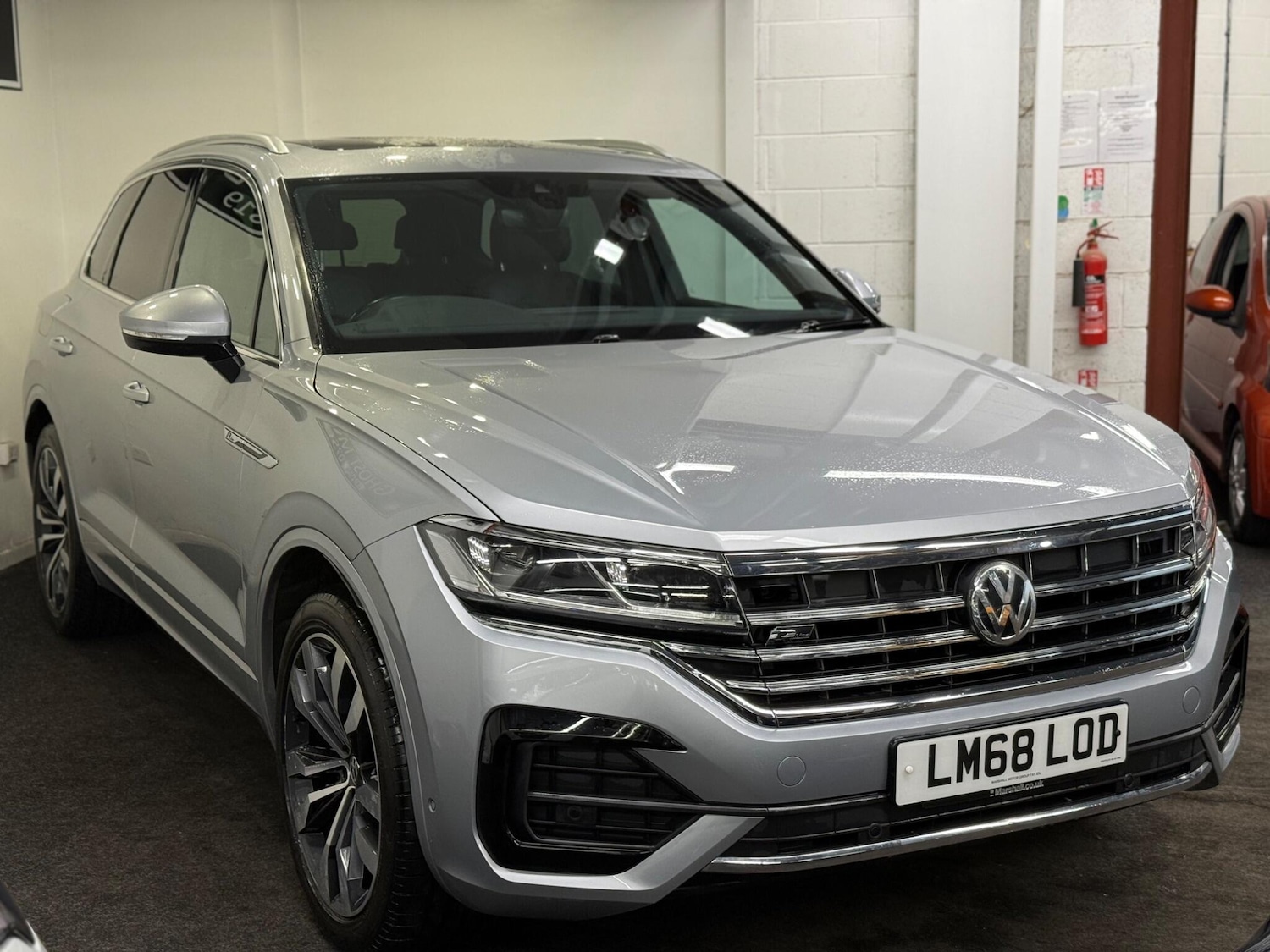 Used Volkswagen Touareg 2018 for sale - 78019961: Photo 3