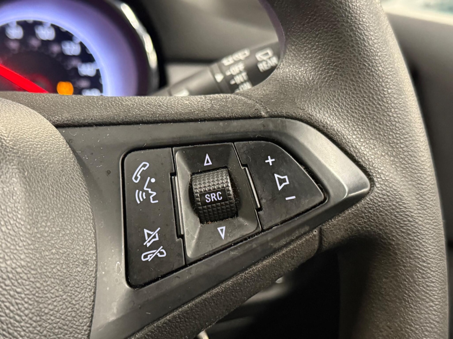 Used Vauxhall Astra 2017 for sale - 78072724: Photo 12