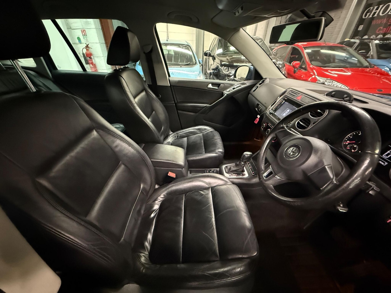 Used Volkswagen Tiguan 2011 for sale - 76666588: Photo 10