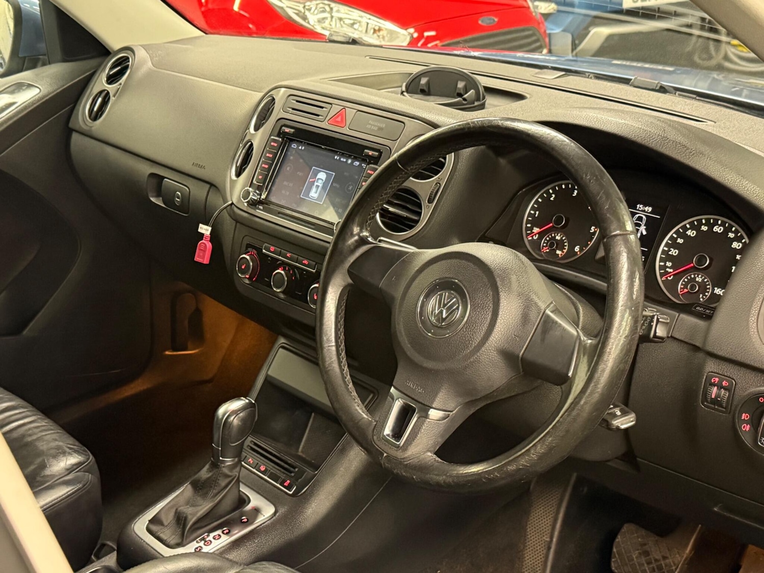 Used Volkswagen Tiguan 2011 for sale - 76666588: Photo 11