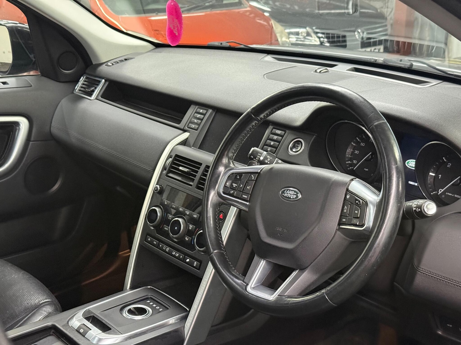 Used Land Rover Discovery Sport 2016 for sale - 77783717: Photo 12