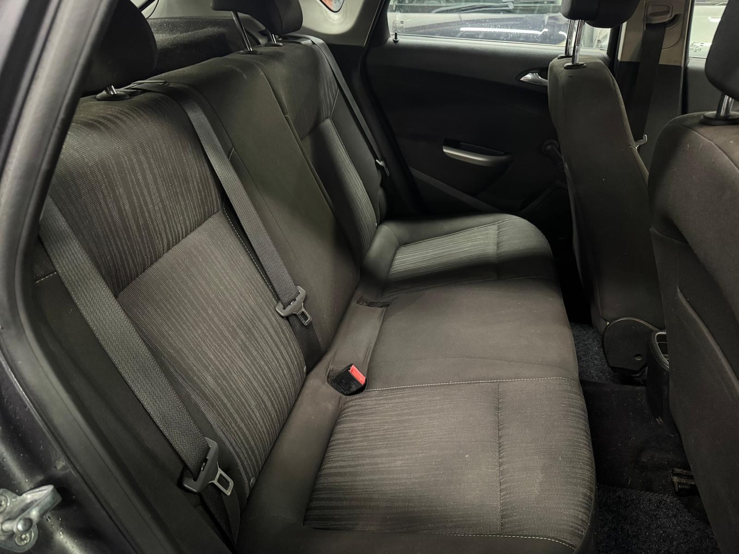 Used Vauxhall Astra 2010 for sale - 77564638: Photo 10