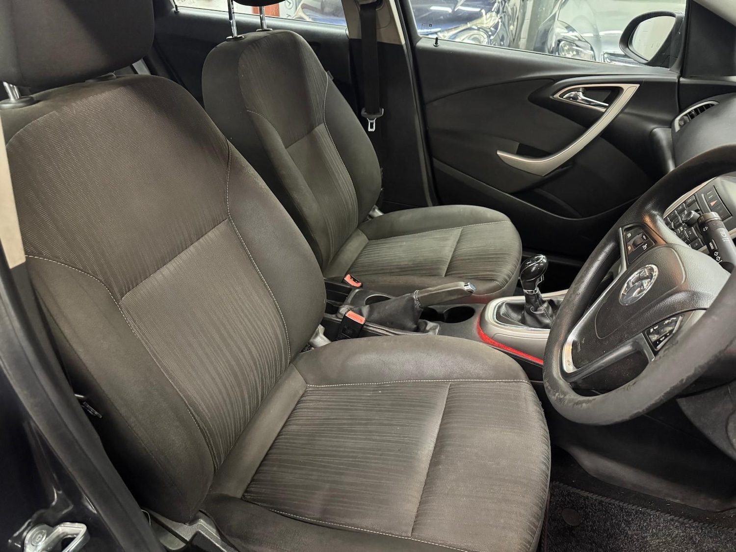 Used Vauxhall Astra 2010 for sale - 77564638: Photo 11