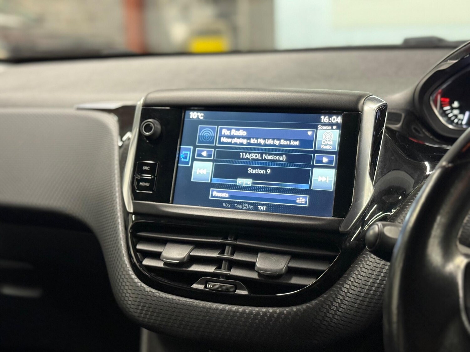 Used Peugeot 208 2016 for sale - 77738232: Photo 11