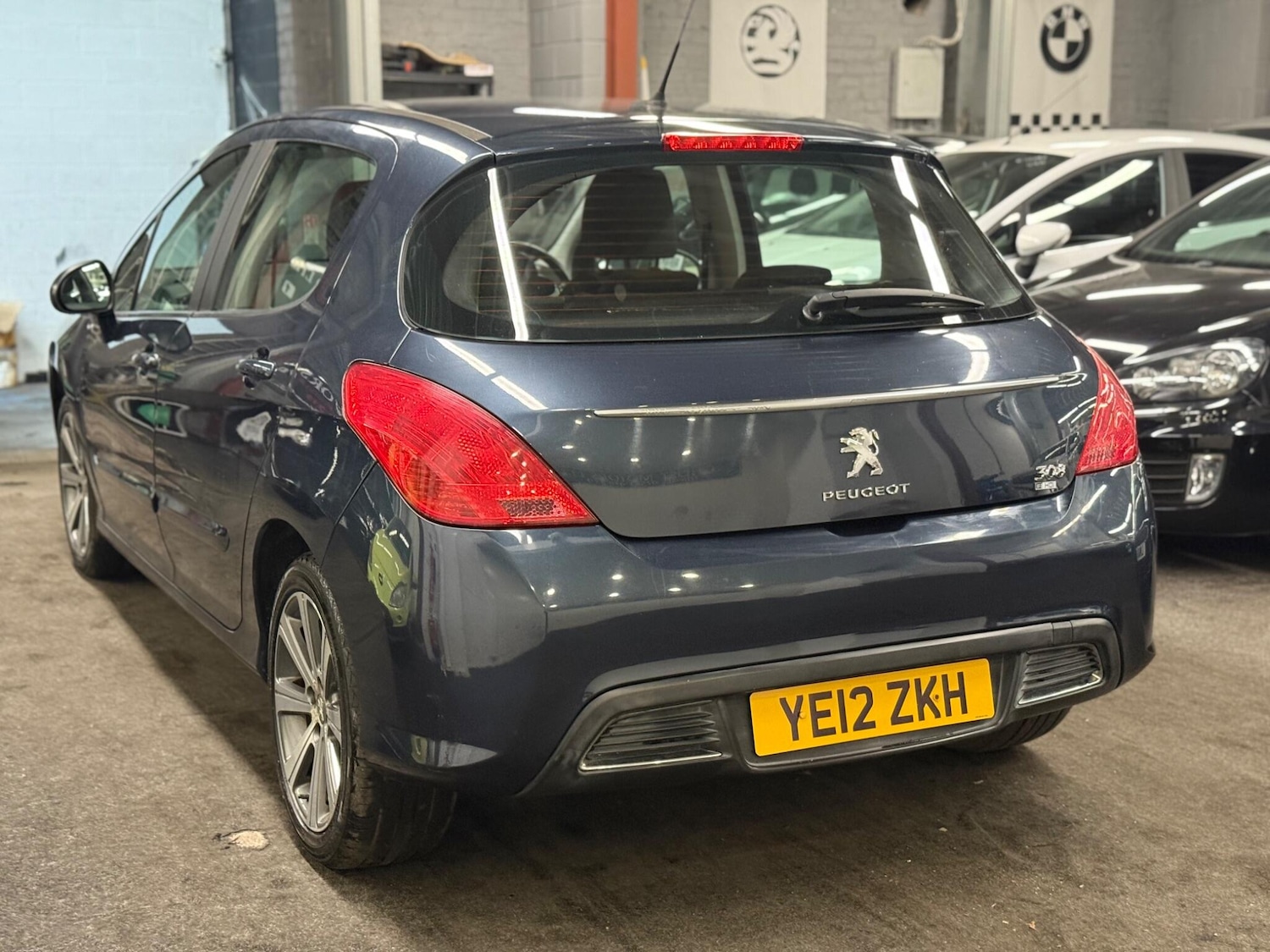 Used Peugeot 308 2012 for sale - 76689772: Photo 6