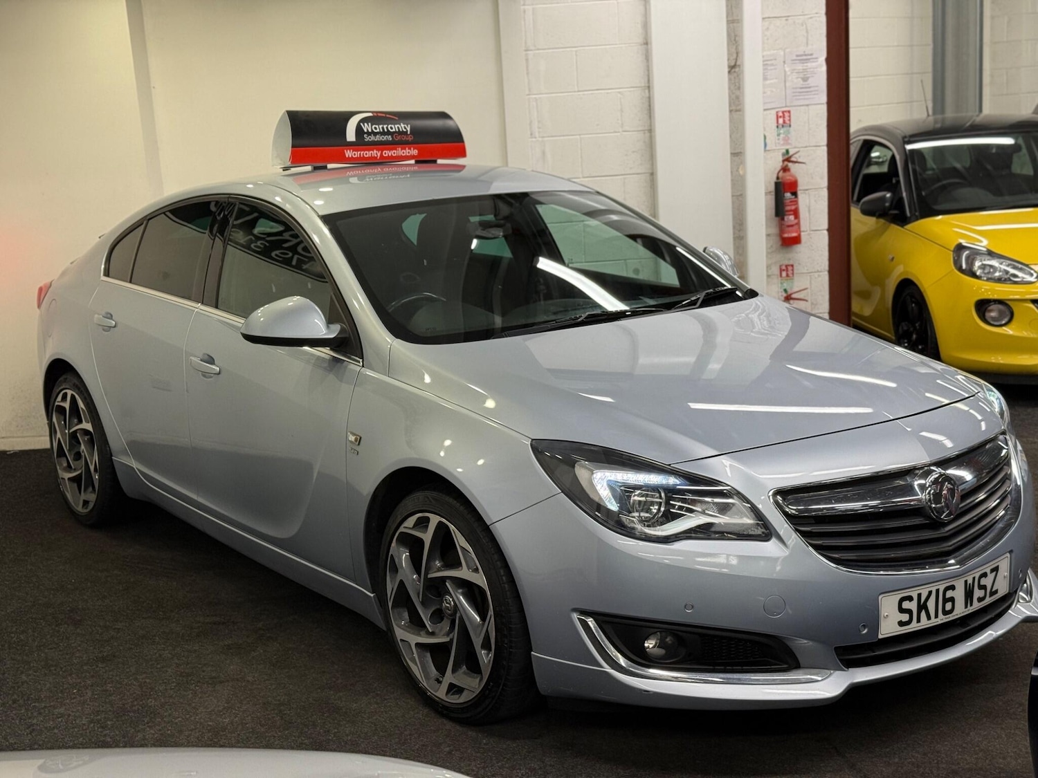 Used Vauxhall Insignia 2016 for sale - 77191279: Photo 3