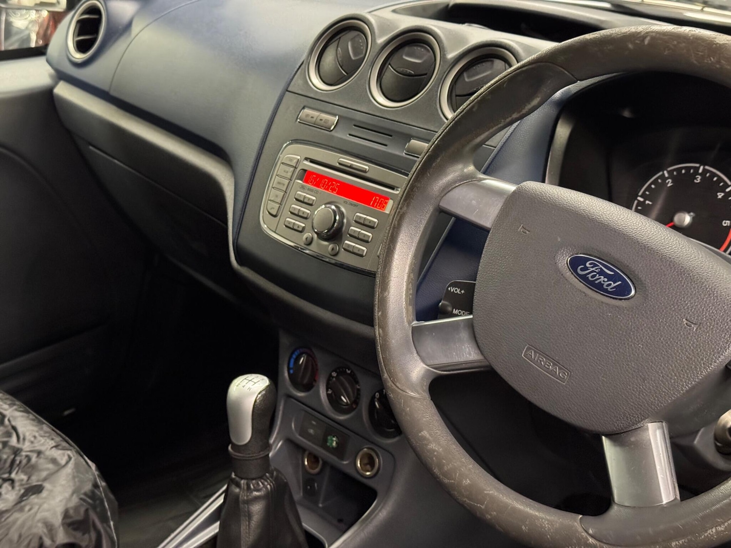 Used Ford Transit Connect 2010 for sale - 76484505: Photo 10