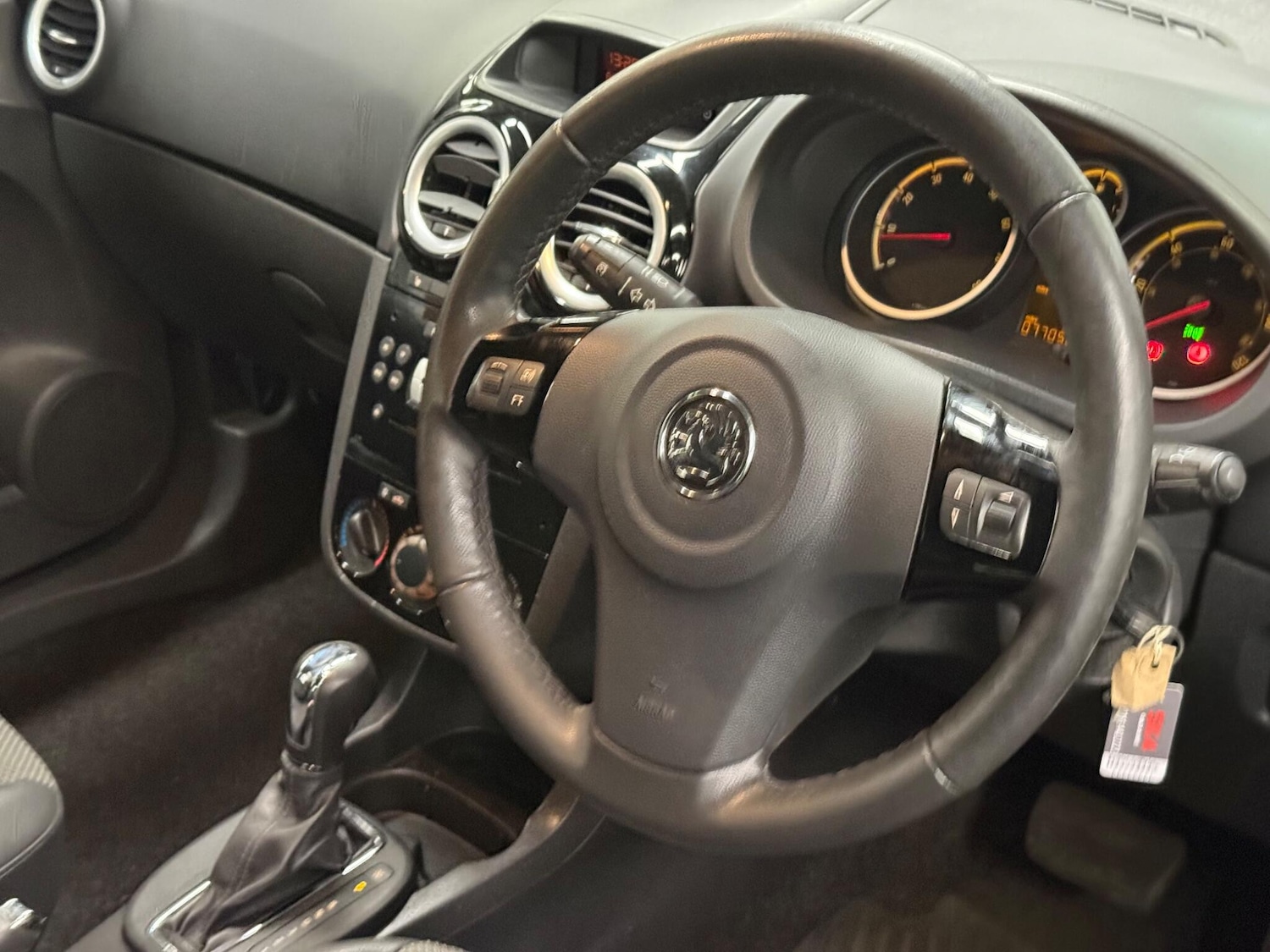 Used Vauxhall Corsa for sale - 76965540: Photo 10