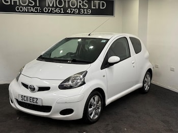 Used Toyota AYGO 2011 for sale - 76666979: Photo