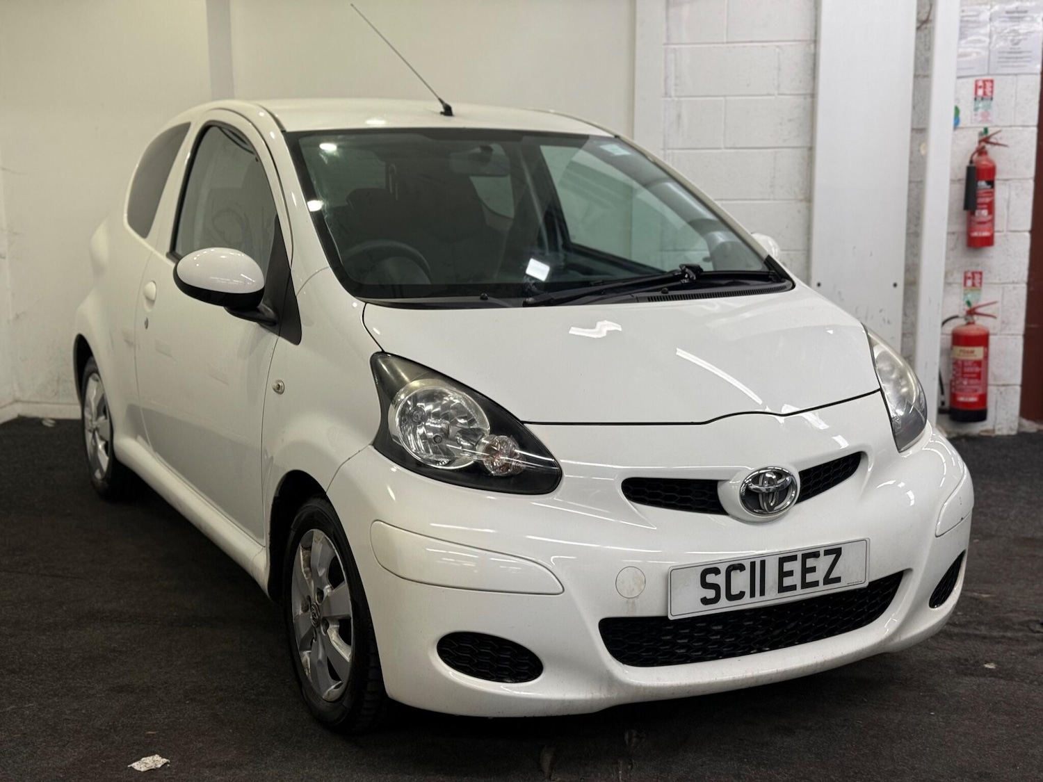 Used Toyota AYGO 2011 for sale - 76666979: Photo 3