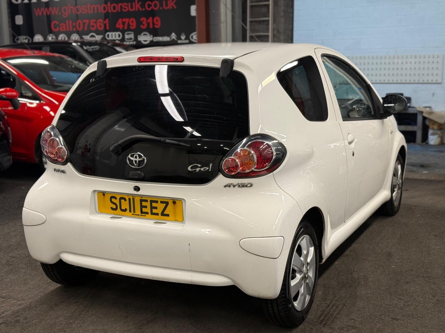 Used Toyota AYGO 2011 for sale - 76666979: Photo 4