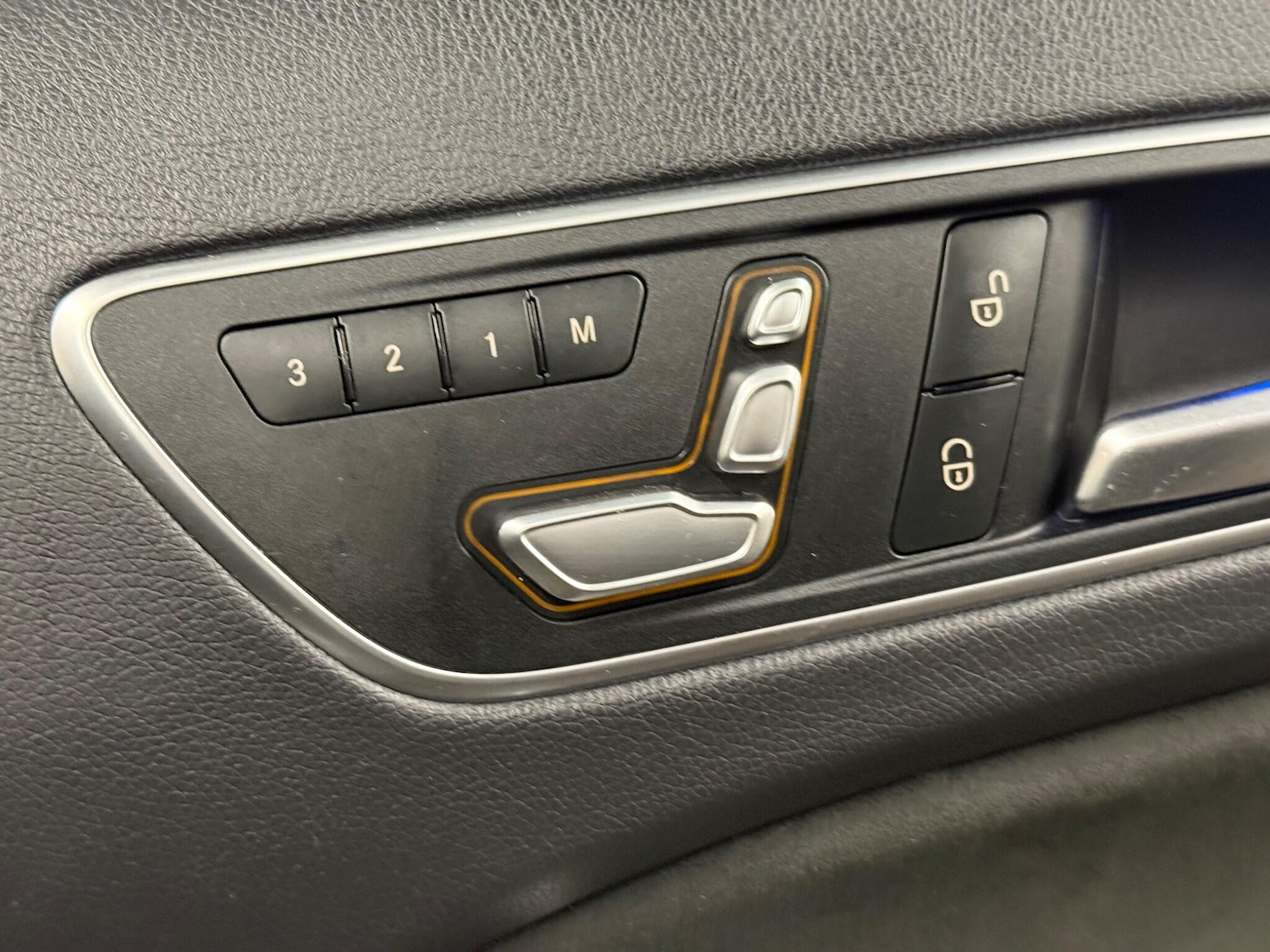 Used Mercedes-Benz A-Class 2016 for sale - 77237743: Photo 15