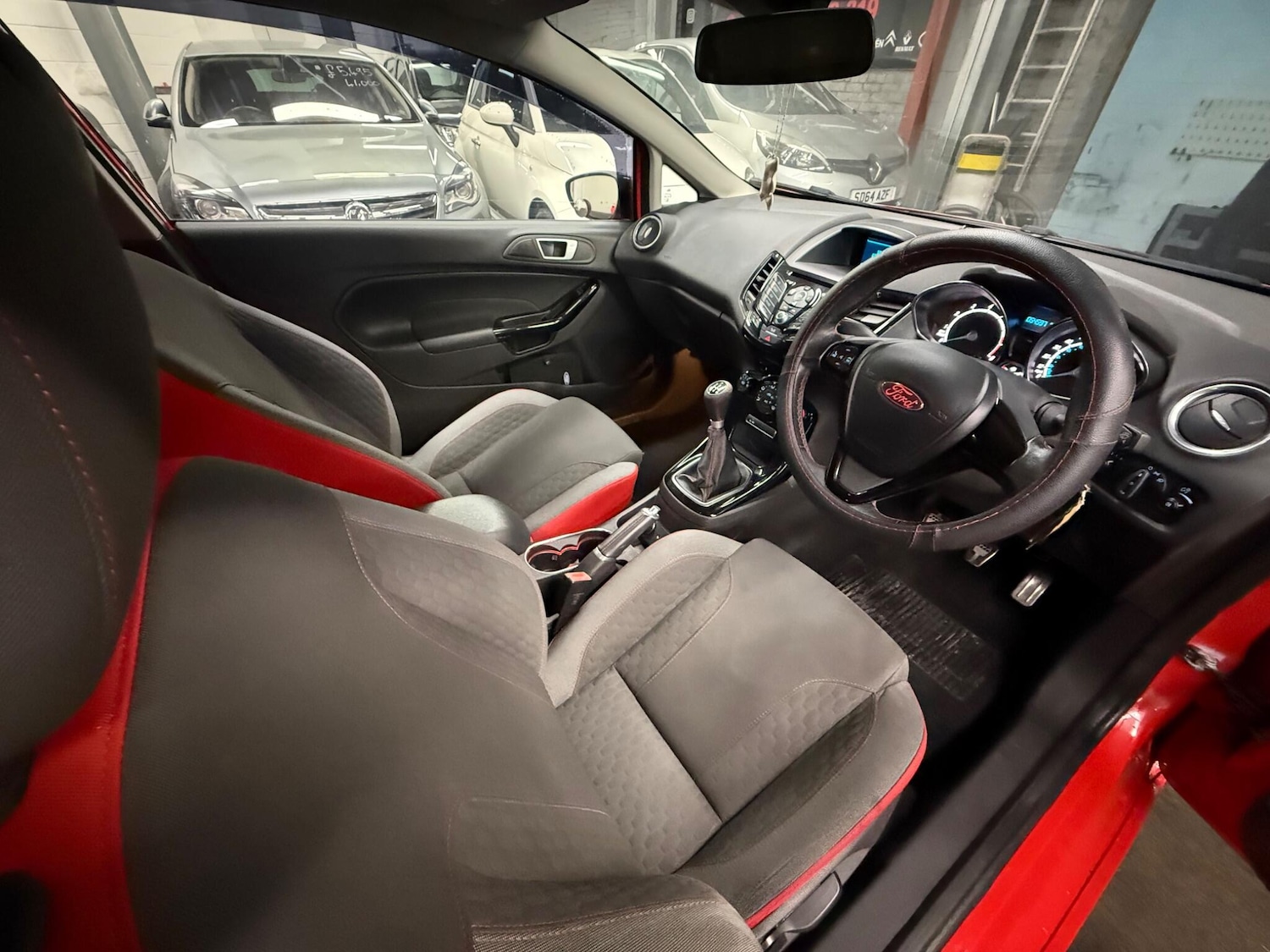 Used Ford Fiesta 2015 for sale - 77524737: Photo 8